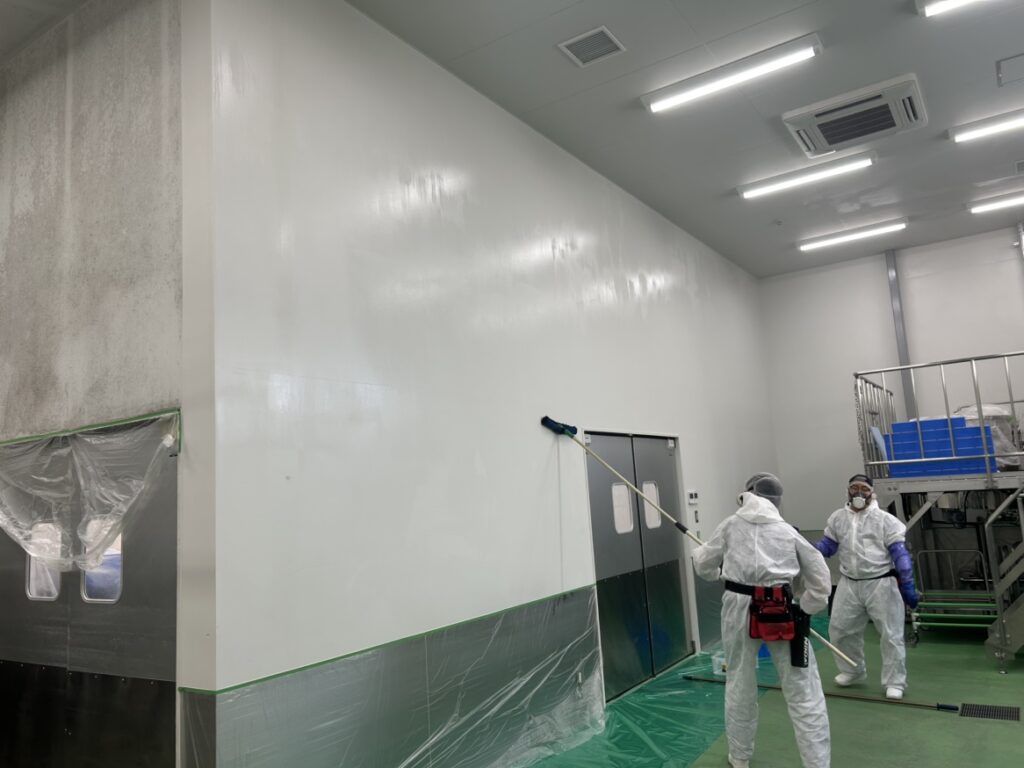 工場のカビ取り施工